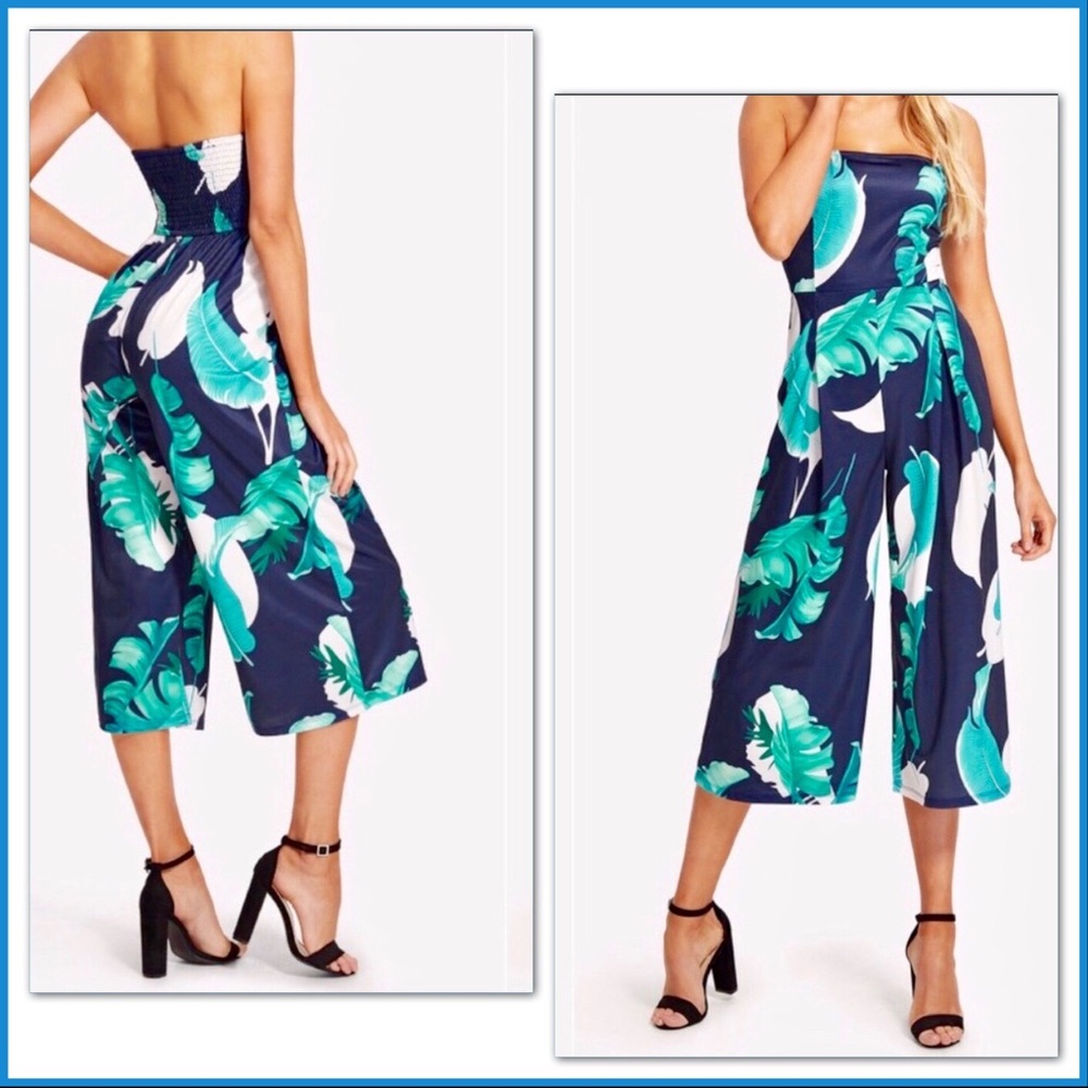 ‼️$10 ‼️Tropical Print Jumpsuit